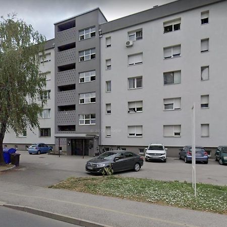 Studio Apartman Mirta I Varazdin Exterior photo