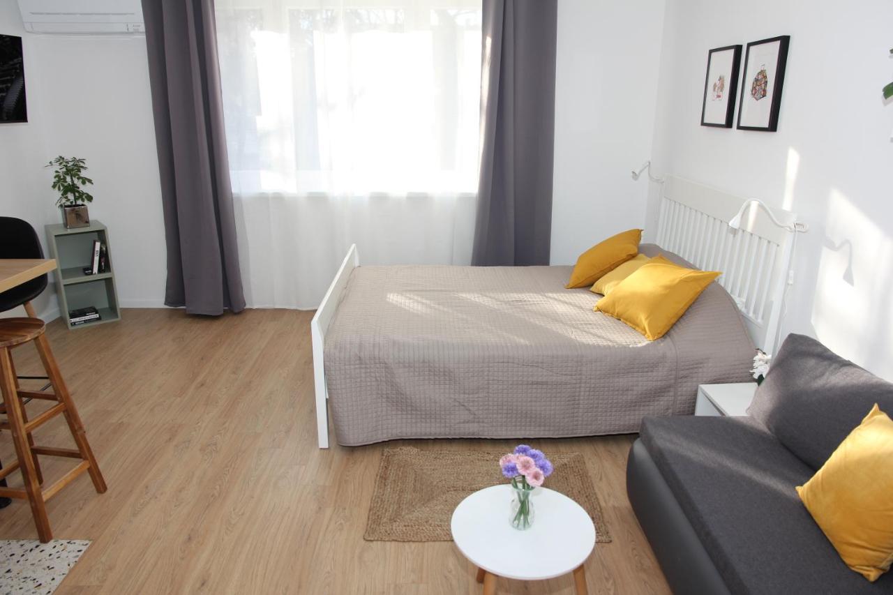 Studio Apartman Mirta I Varazdin Exterior photo